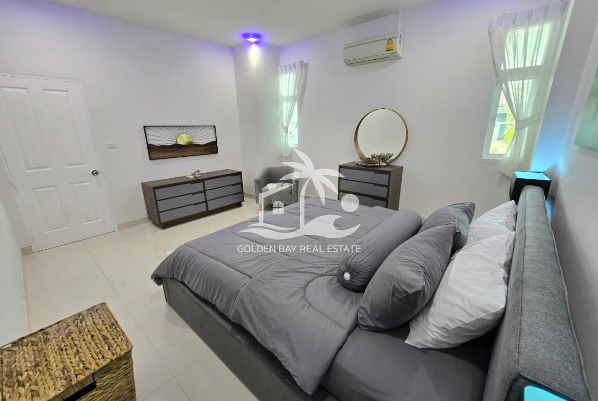 Panalee Banna – Huay Yai