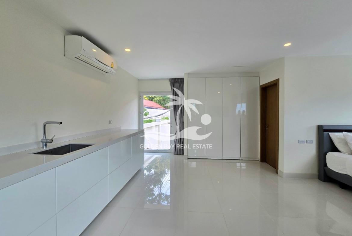 Mabprachan Lake Private Pool House – East Pattaya