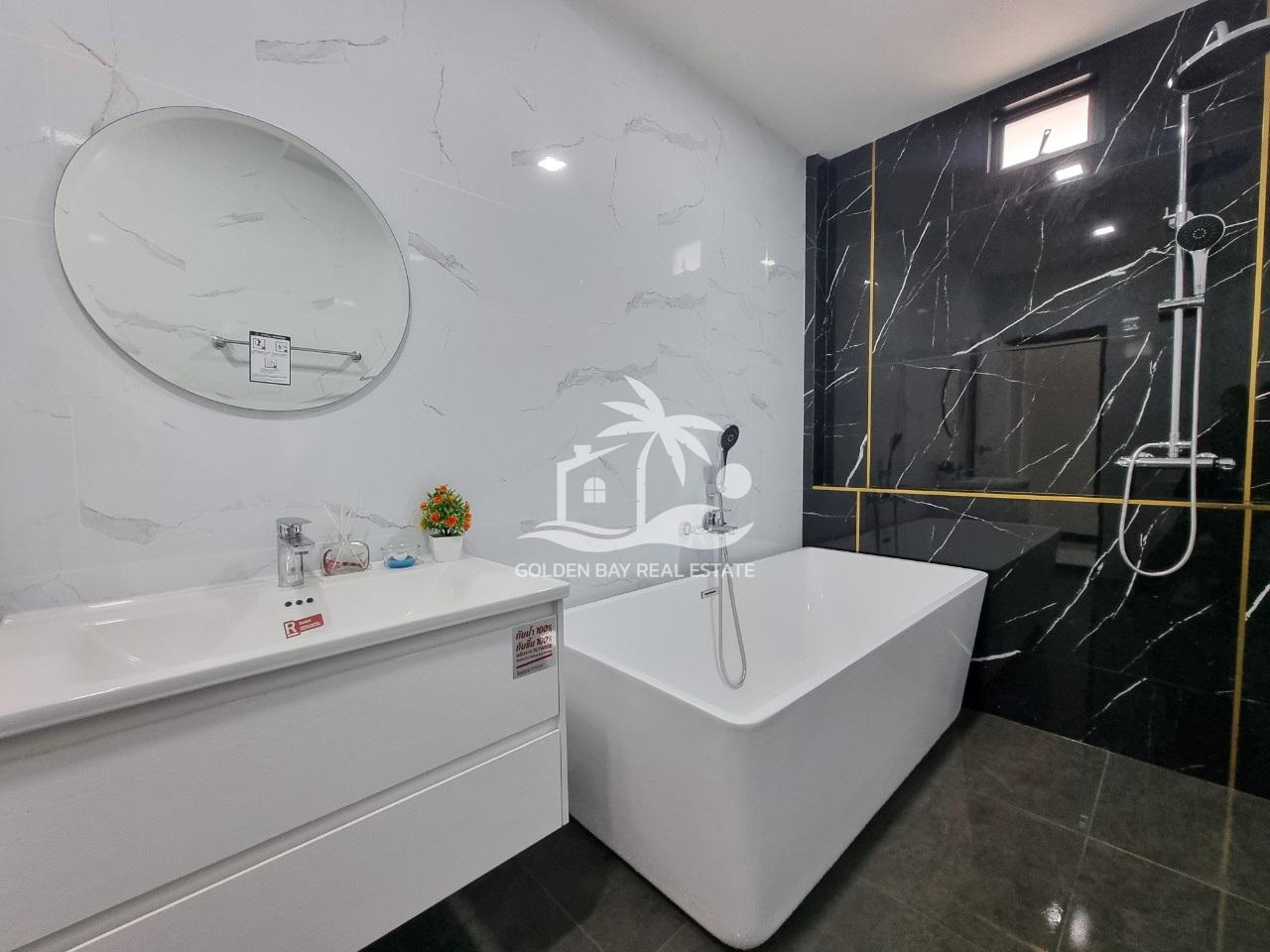 Private House Mabprachan – East Pattaya