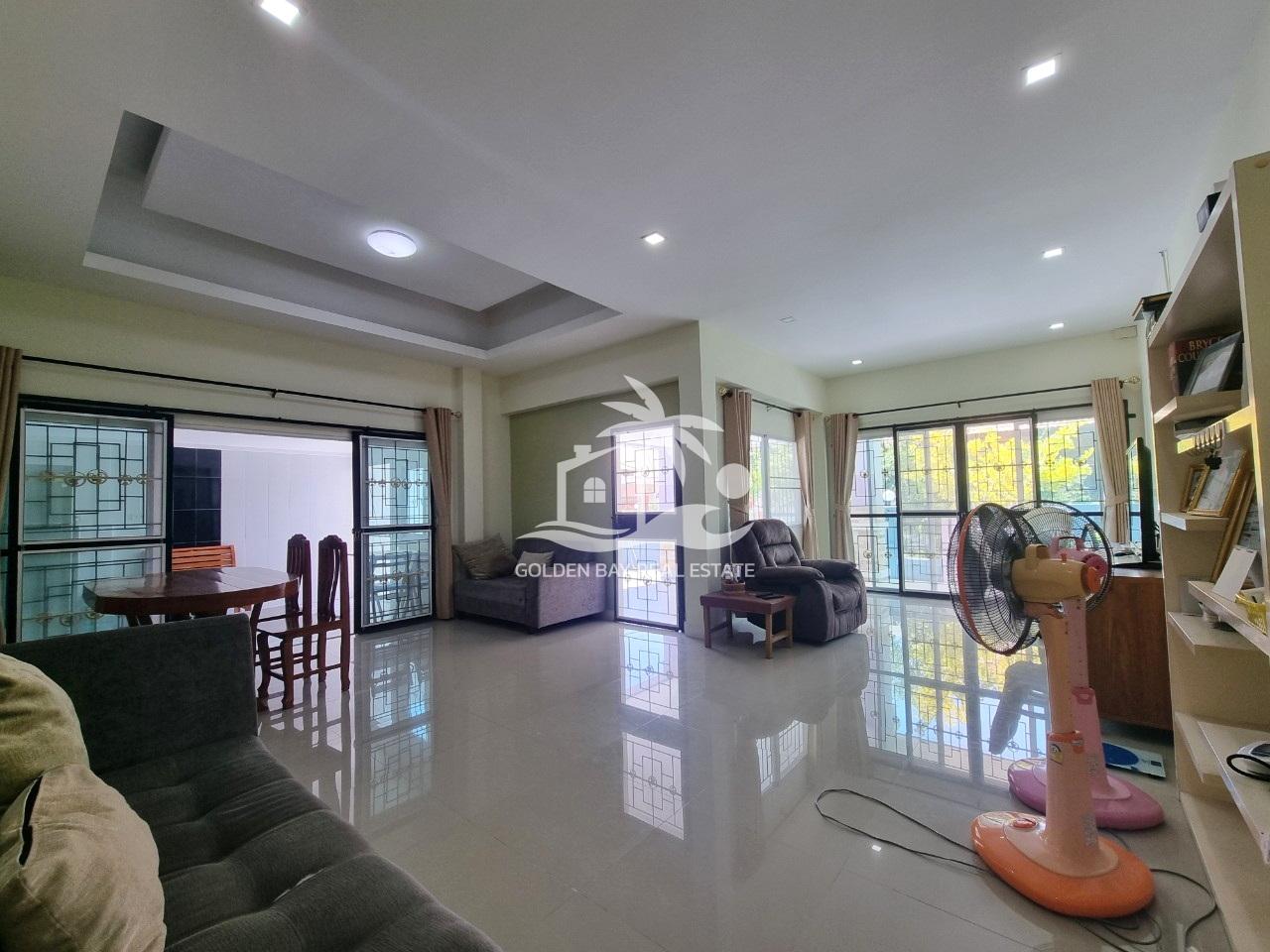 LINE_ALBUM_Rattanakorn 17 @4.6MB_240706_15 Rattanakorn Village 17 – East Pattaya