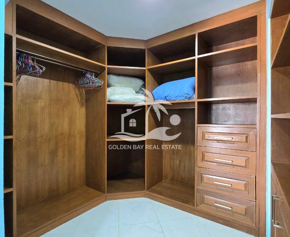 Sombat Pattaya Condotel – Pratumnak Hill