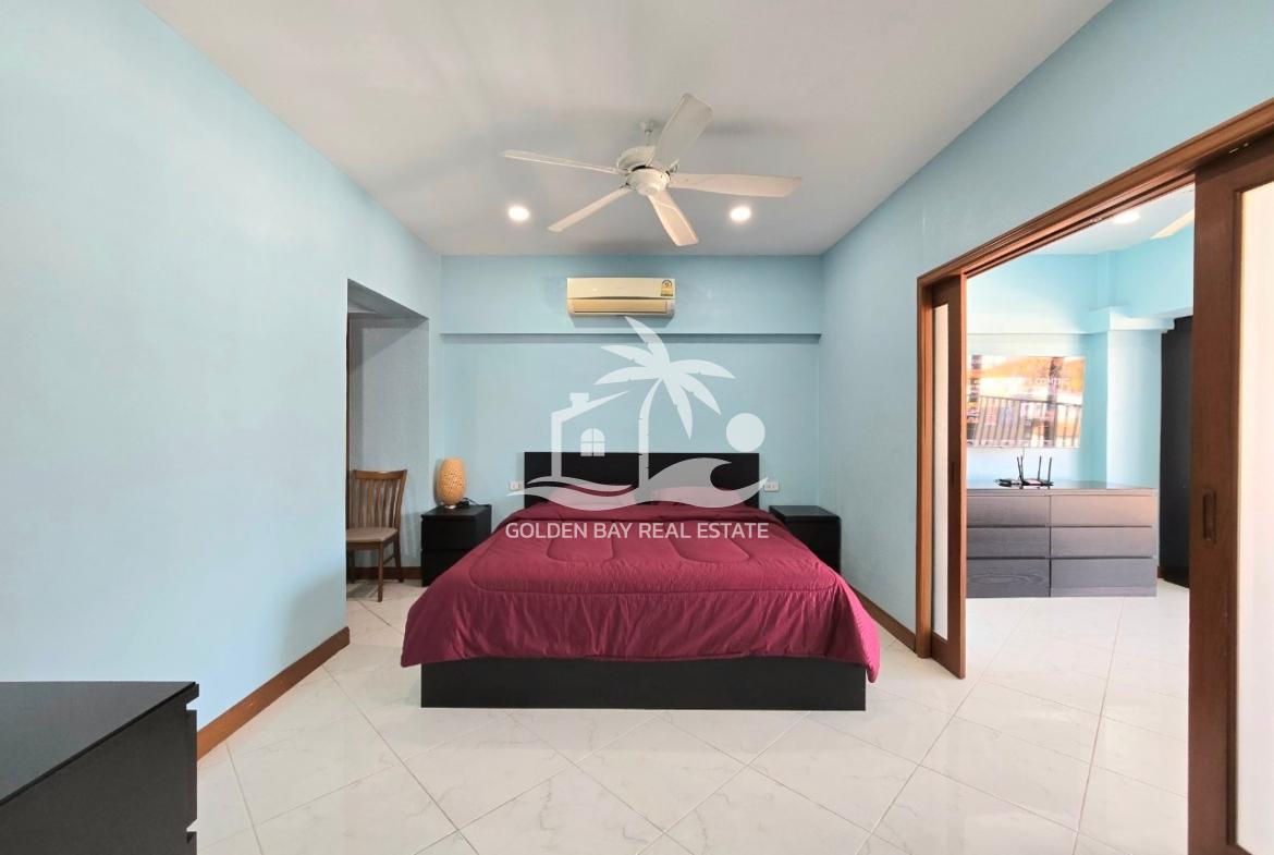 Sombat Pattaya Condotel – Pratumnak Hill
