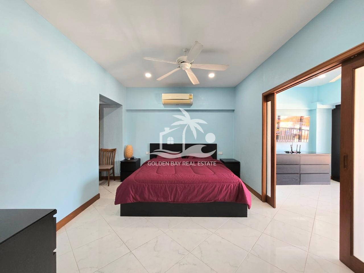 Sombat Pattaya Condotel – Pratumnak Hill