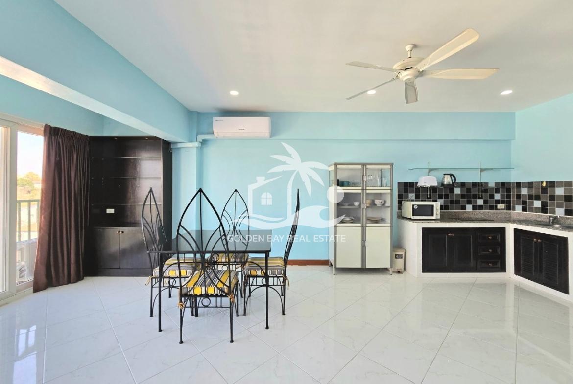 Sombat Pattaya Condotel – Pratumnak Hill