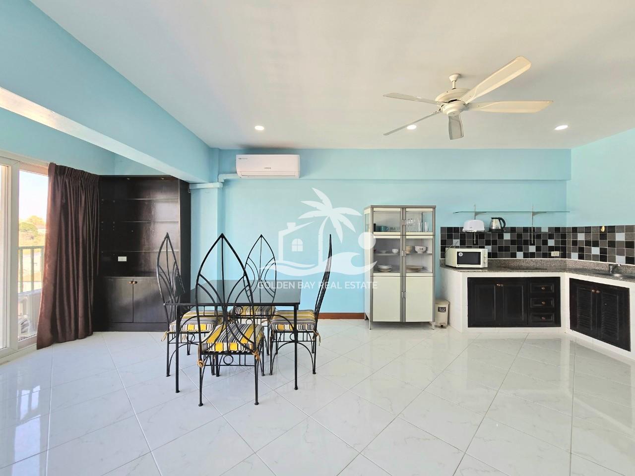 Sombat Pattaya Condotel – Pratumnak Hill