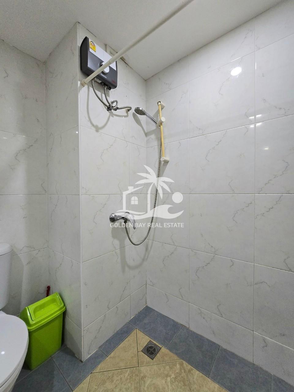 Sombat Pattaya Condotel – Pratumnak Hill