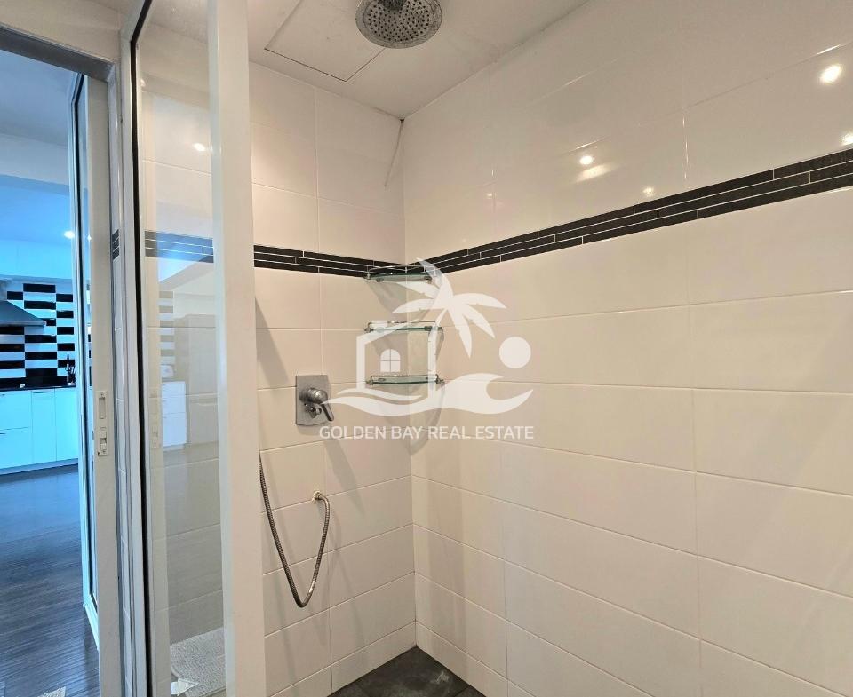 Sombat Pattaya Condotel – Pratumnak Hill
