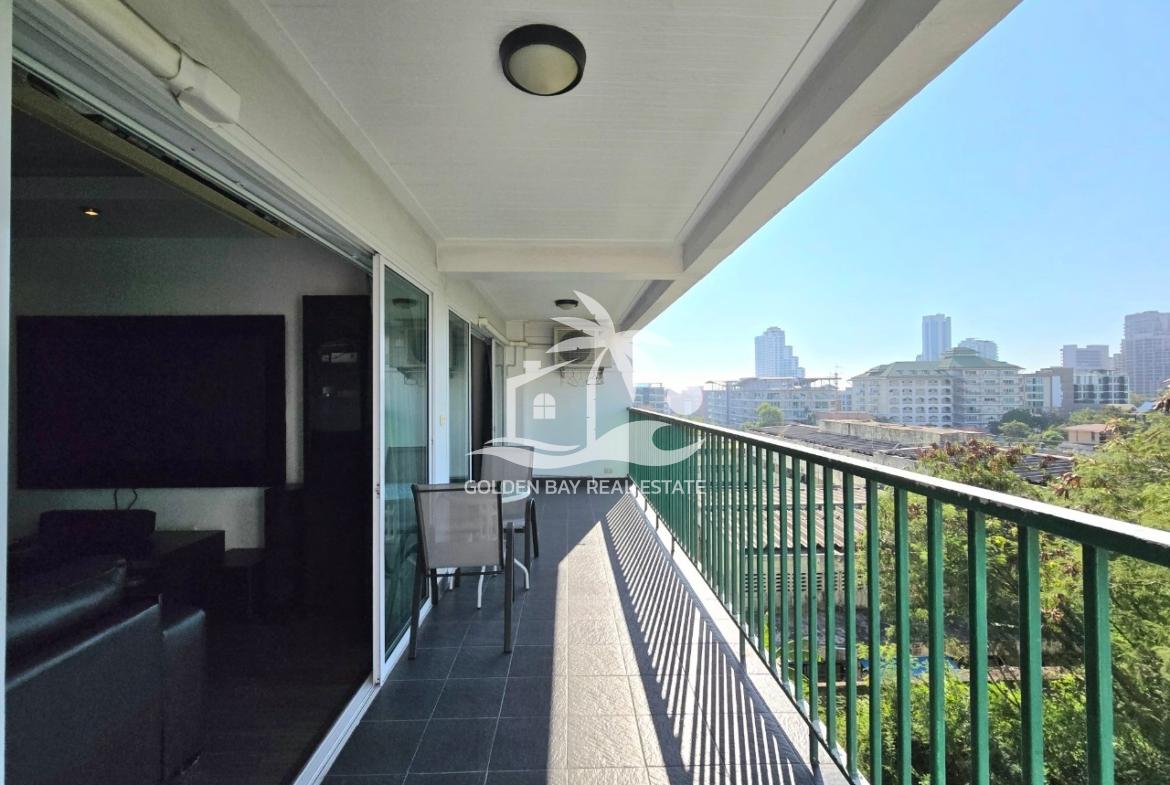 Sombat Pattaya Condotel – Pratumnak Hill