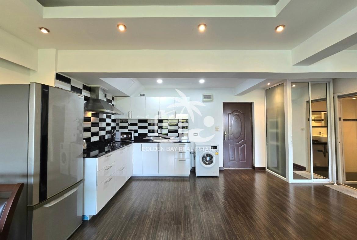 Sombat Pattaya Condotel – Pratumnak Hill