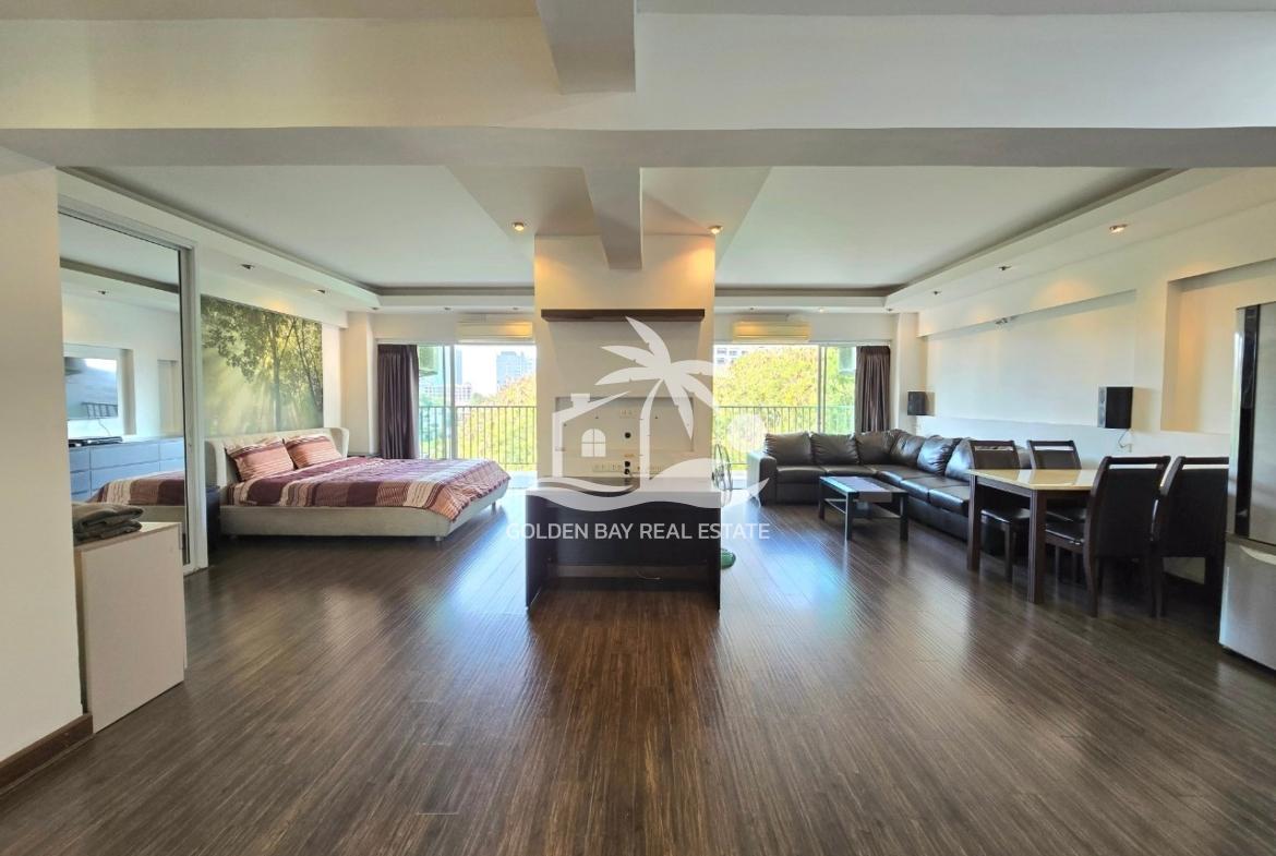 Sombat Pattaya Condotel – Pratumnak Hill