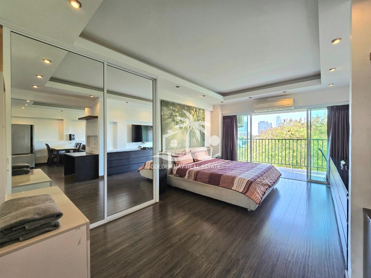 Sombat Pattaya Condotel – Pratumnak Hill