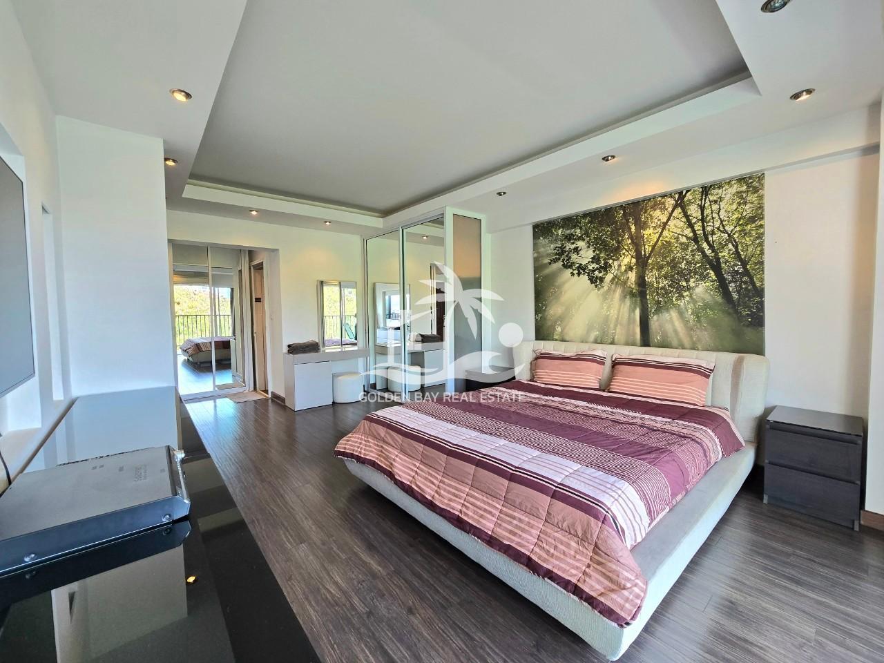 Sombat Pattaya Condotel – Pratumnak Hill