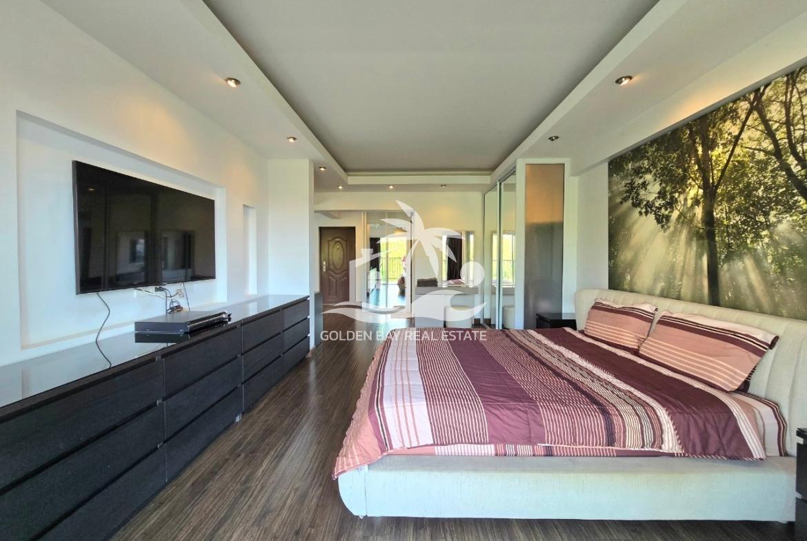 Sombat Pattaya Condotel – Pratumnak Hill