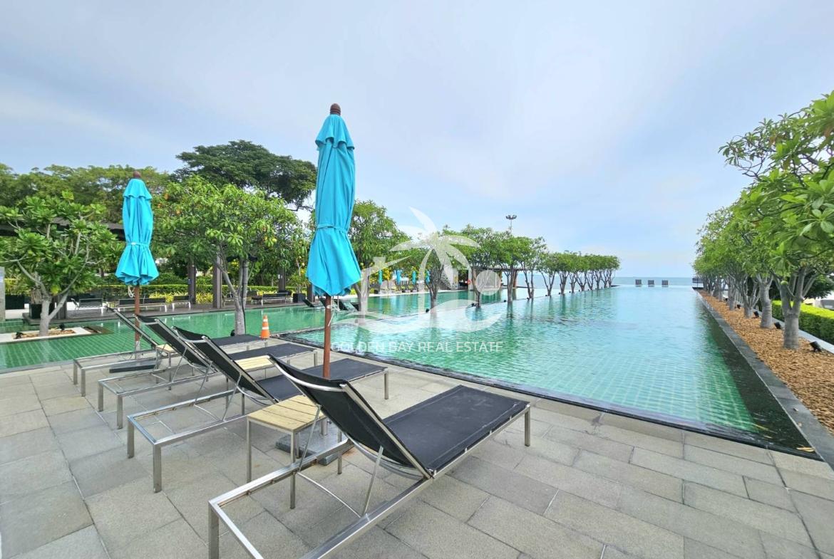 Reflection – Jomtien