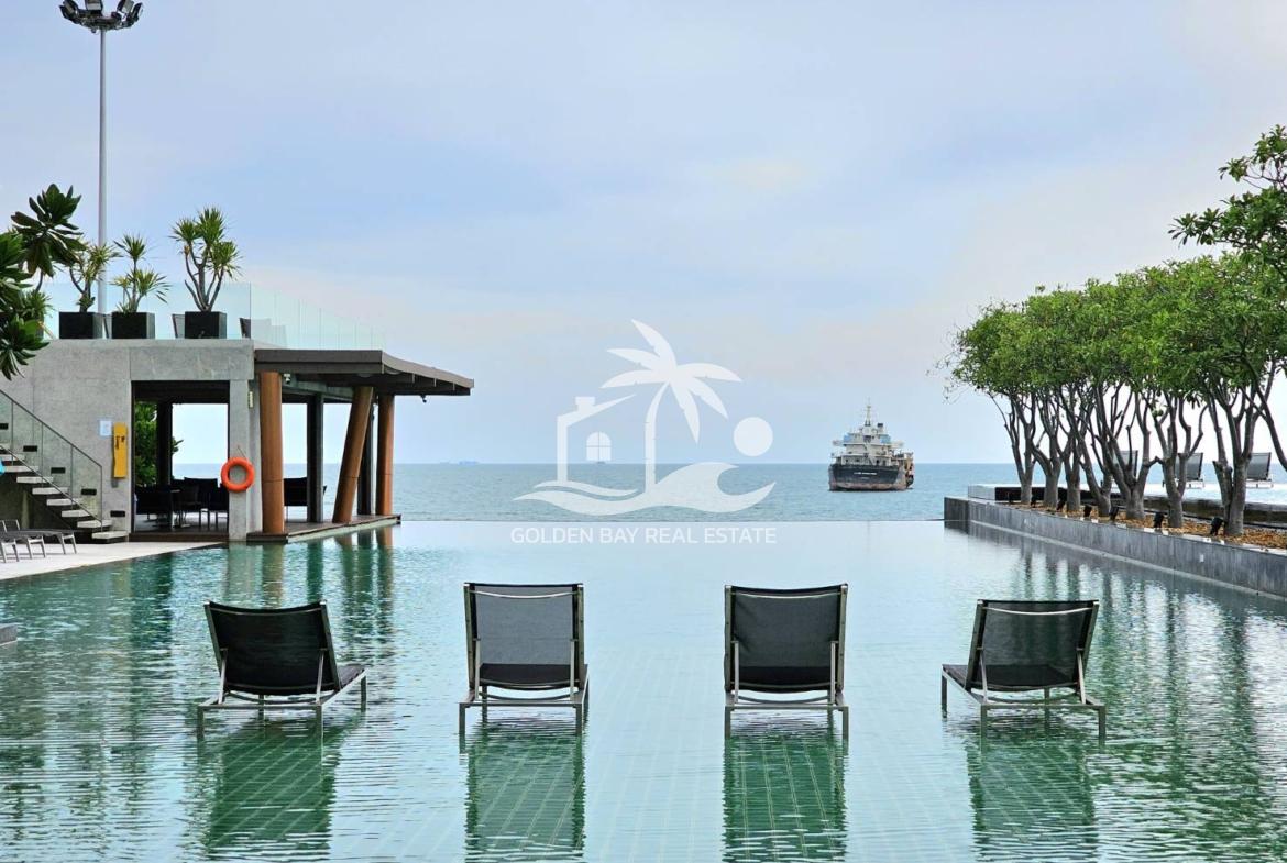 Reflection – Jomtien