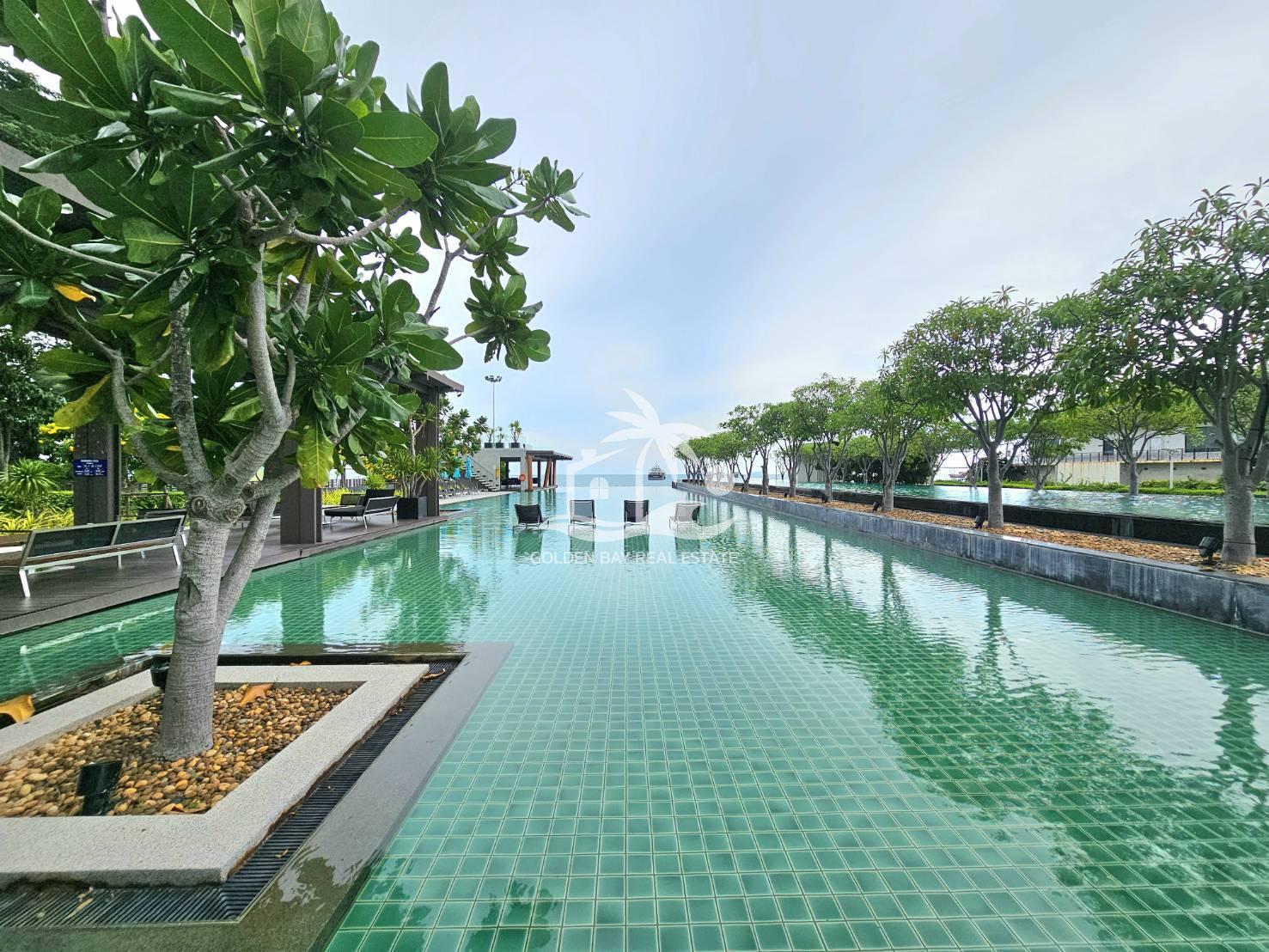 1530867_0 Reflection – Jomtien