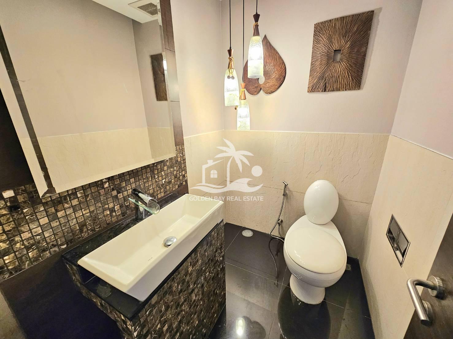 La Royale Beach – Na Jomtien