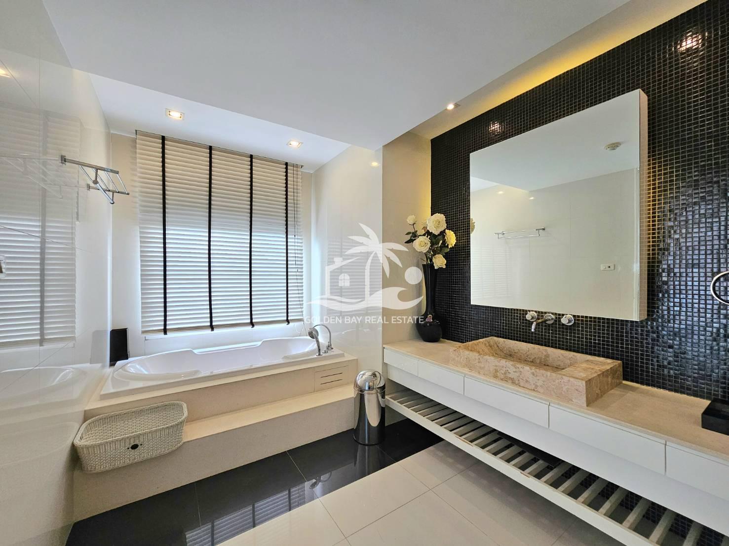 La Royale Beach – Na Jomtien