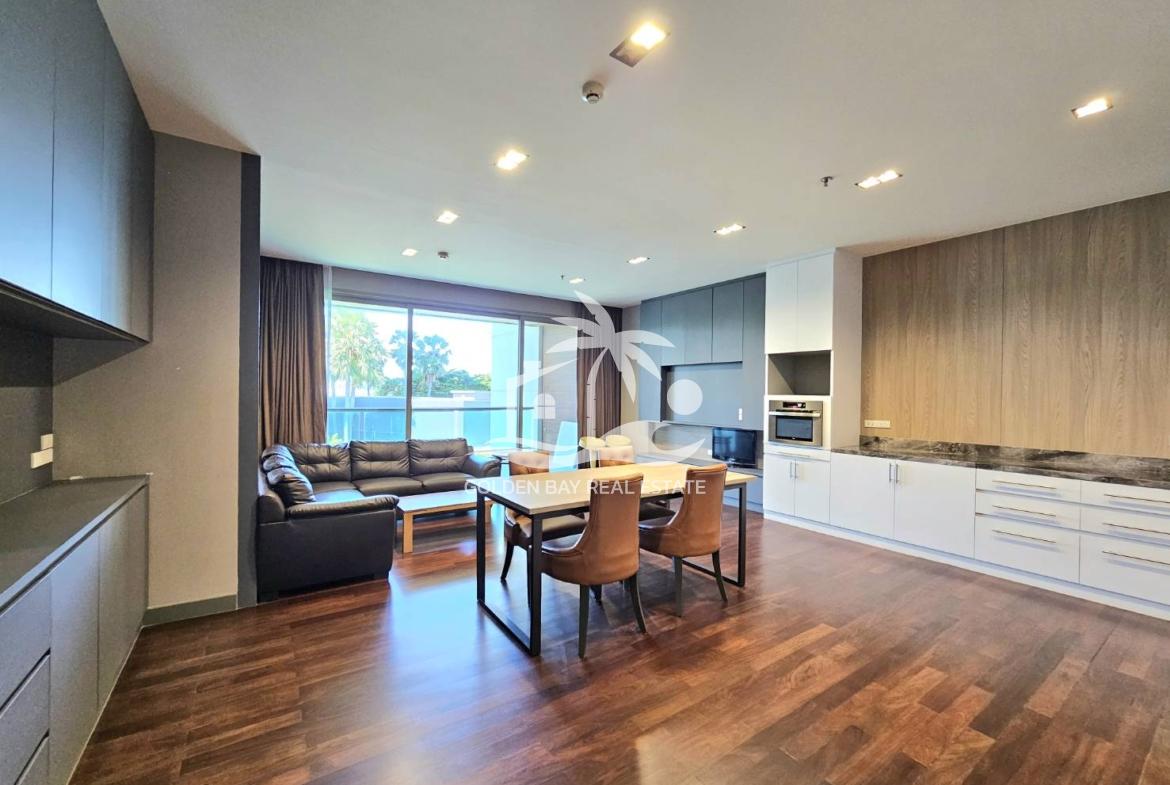 Ananya Beachfront Condominium – Wongamat