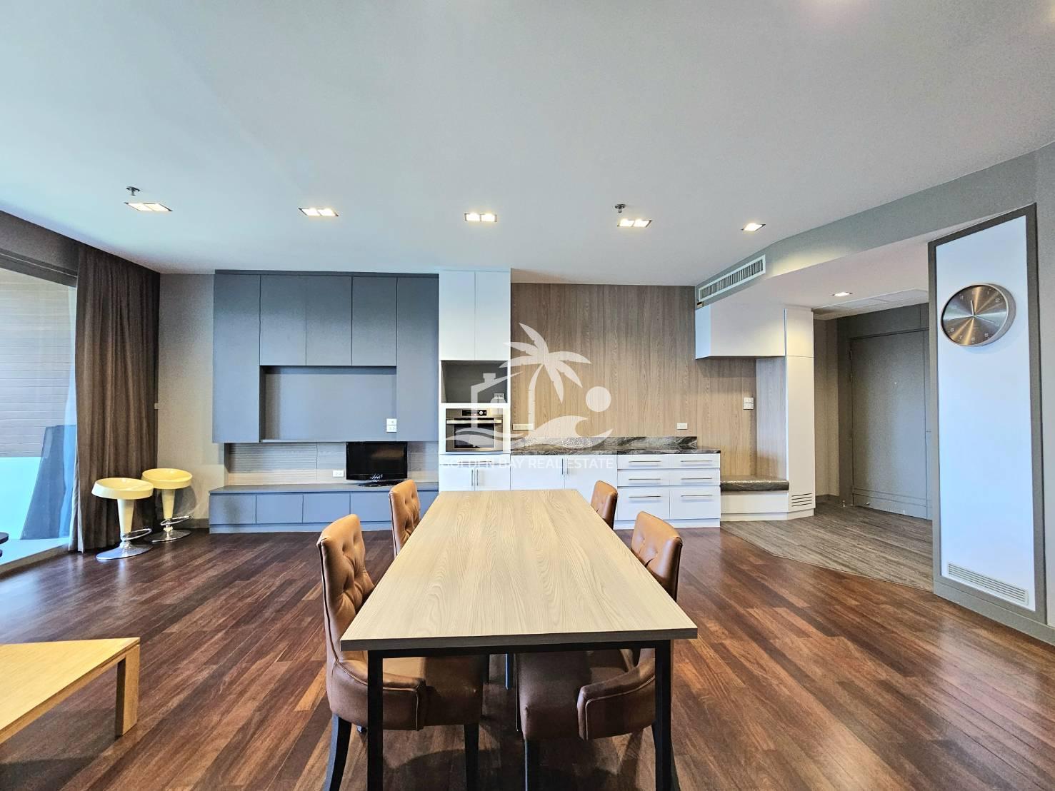 Ananya Beachfront Condominium – Wongamat