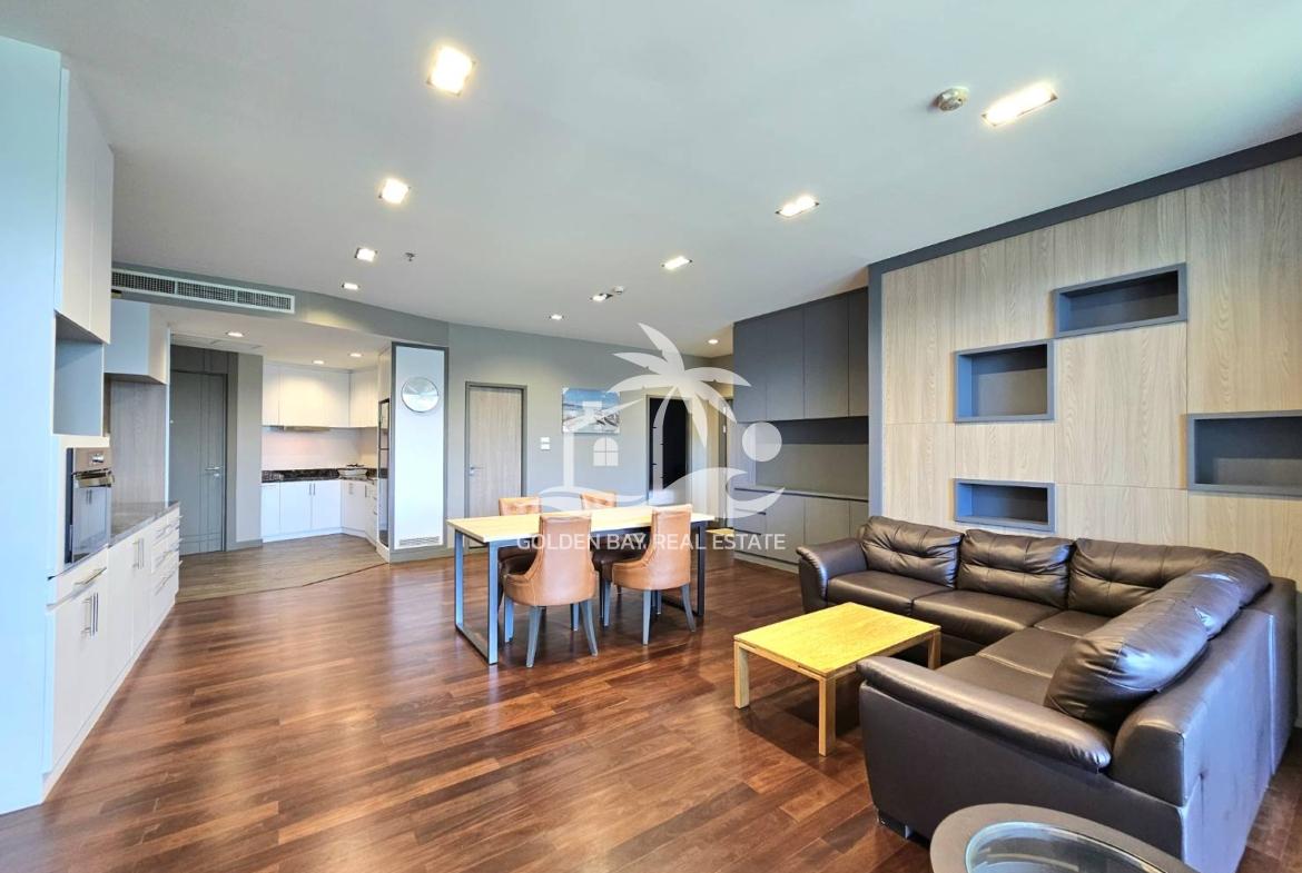 Ananya Beachfront Condominium – Wongamat