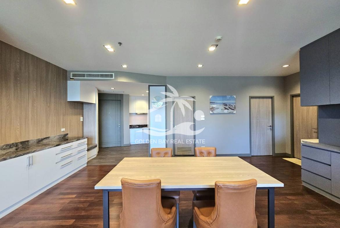 Ananya Beachfront Condominium – Wongamat