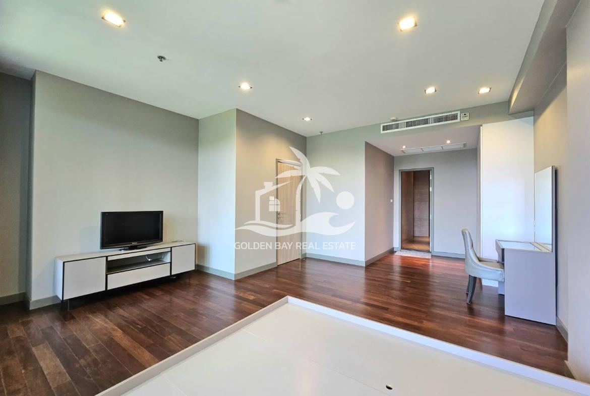 Ananya Beachfront Condominium – Wongamat