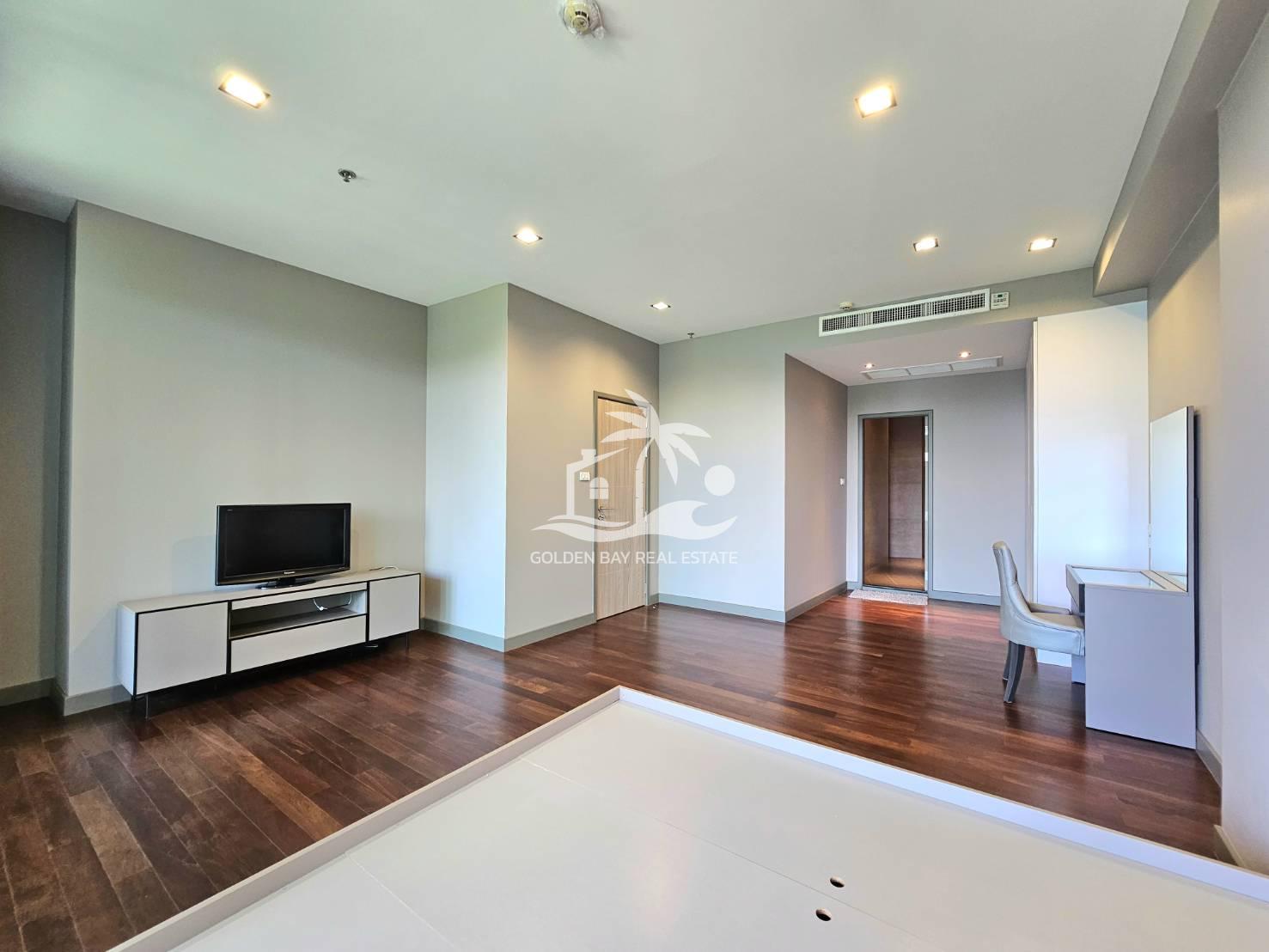 Ananya Beachfront Condominium – Wongamat
