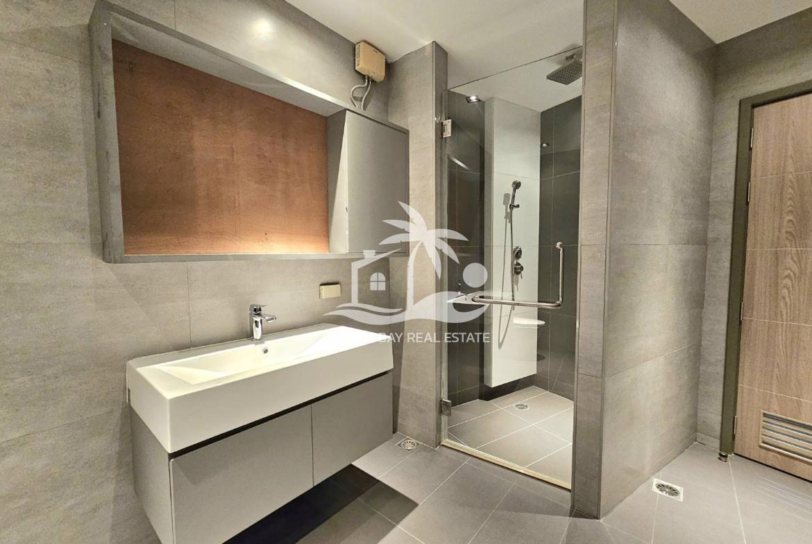 Ananya Beachfront Condominium – Wongamat
