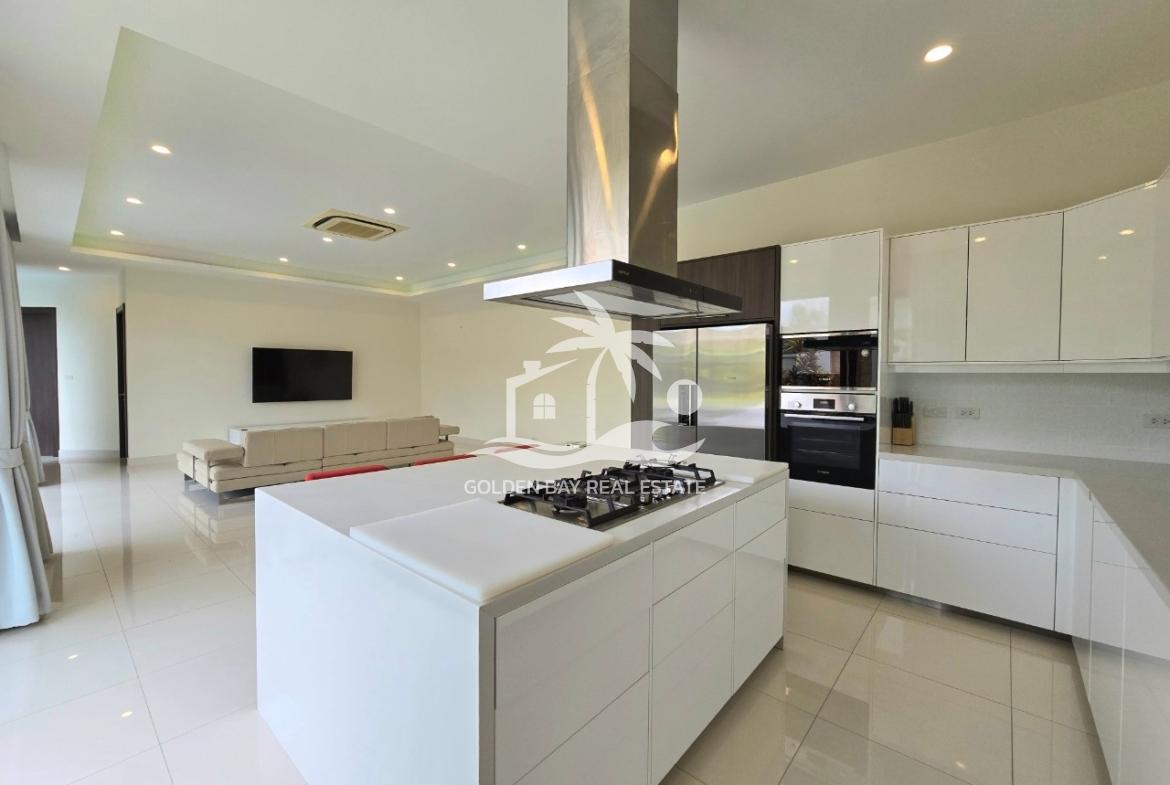 Hacienda Villas – East Pattaya