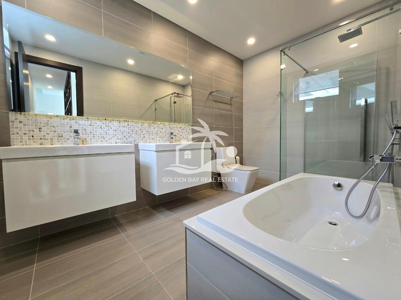 Hacienda Villas – East Pattaya