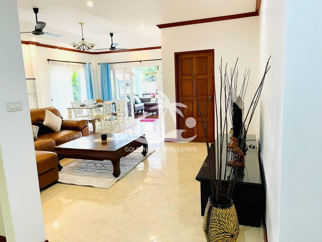Supanuch Village – East Pattaya
