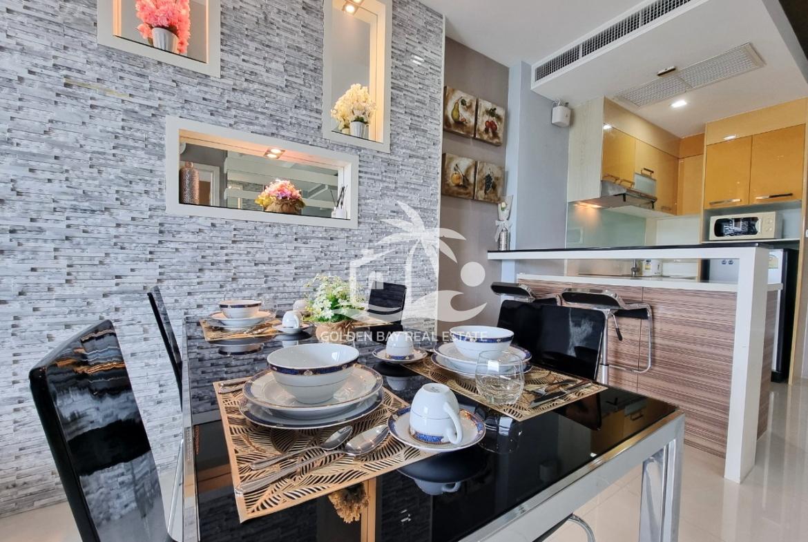 Apus – Pattaya City