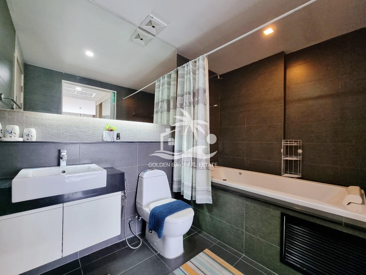 Apus – Pattaya City