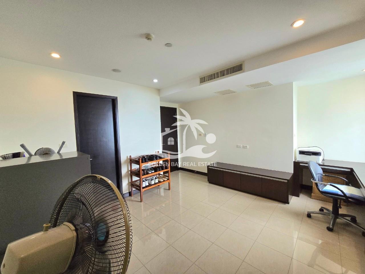 240820 (10) La Royale Beach – Na Jomtien