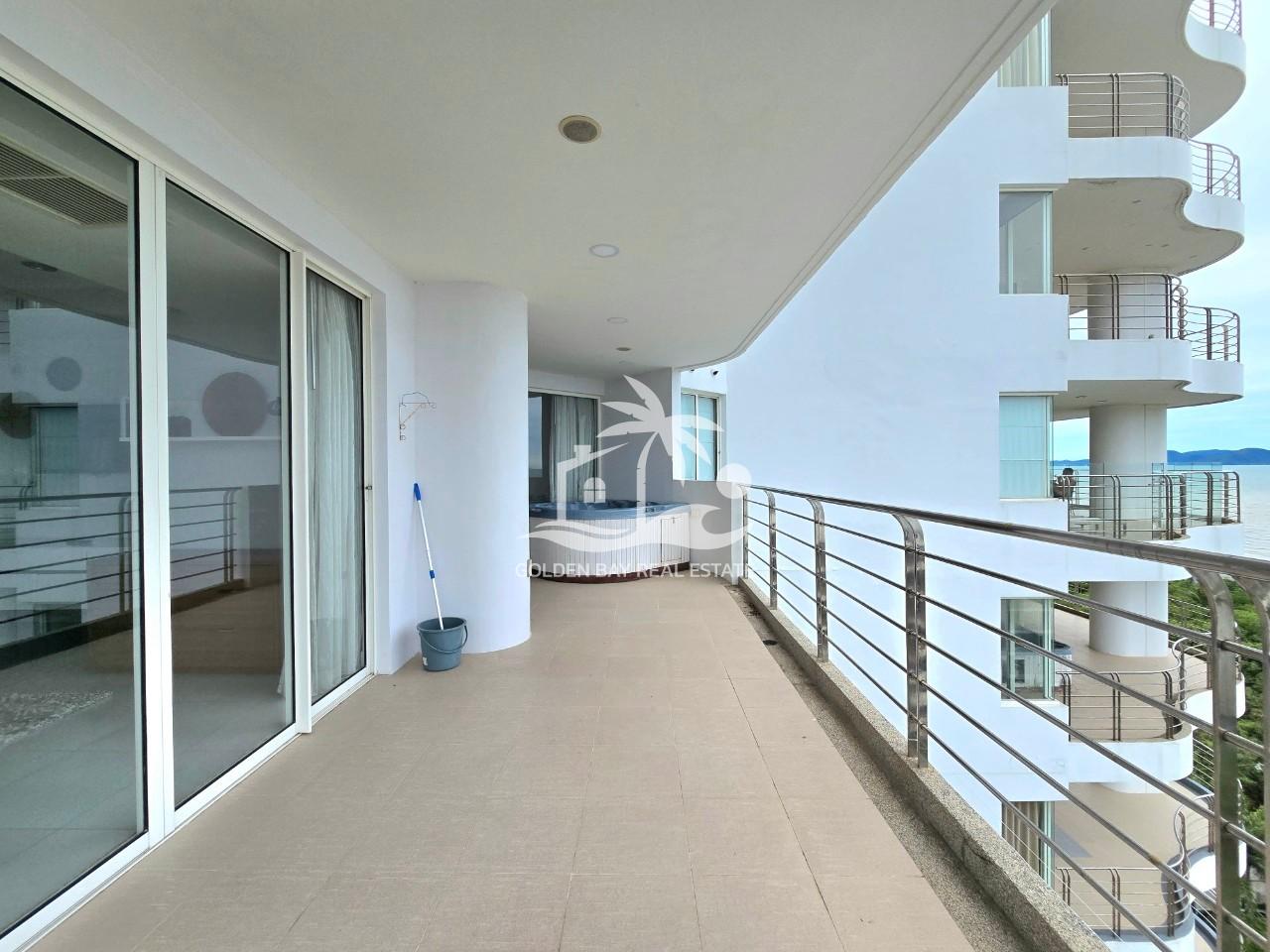 La Royale Beach – Na Jomtien