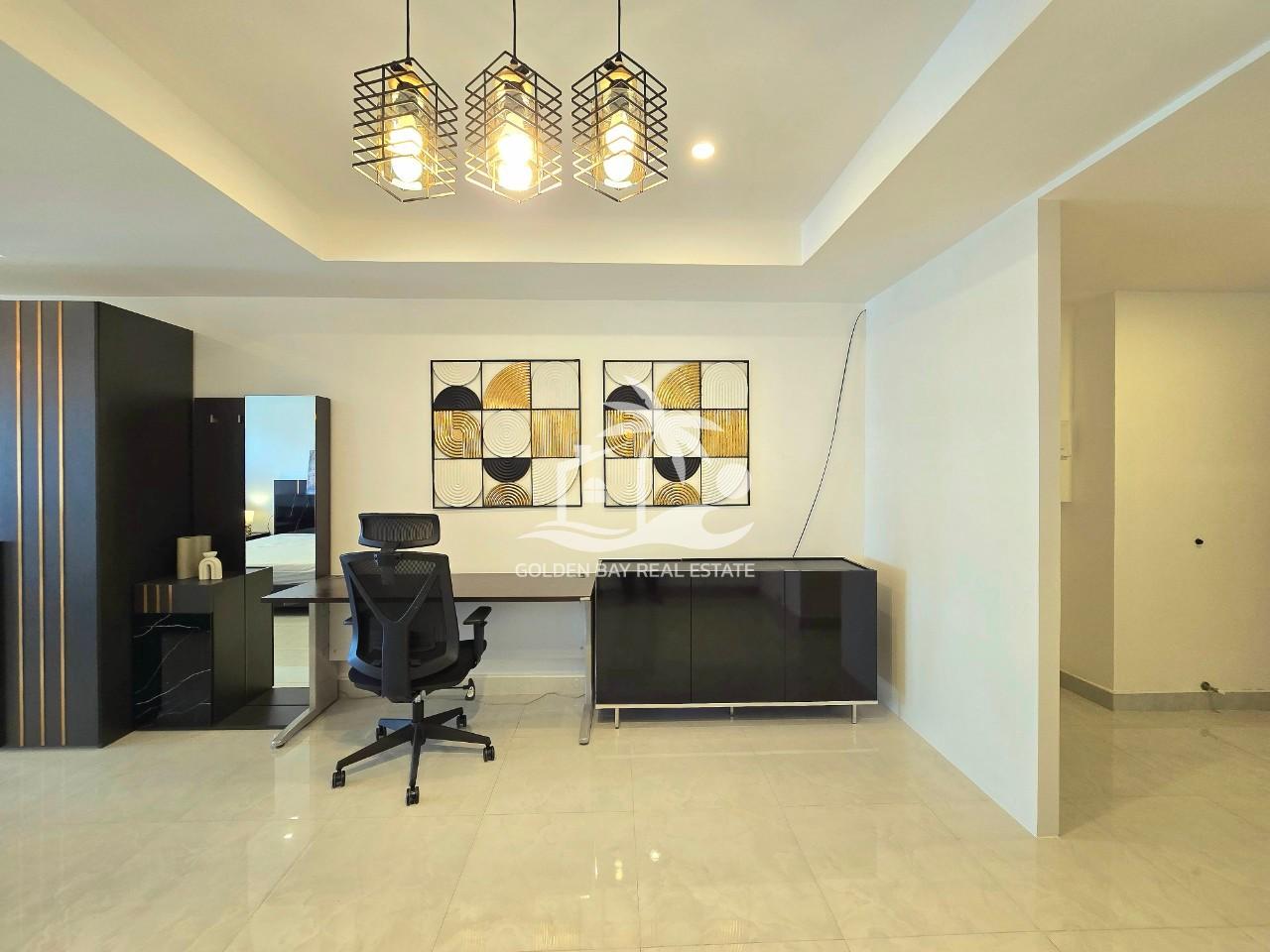 Jomtien Complex – Jomtien