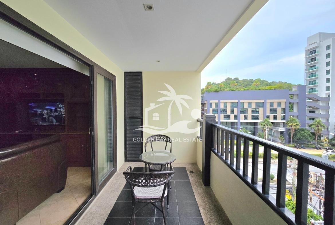 Nirvana Place – Pratumnak Hill