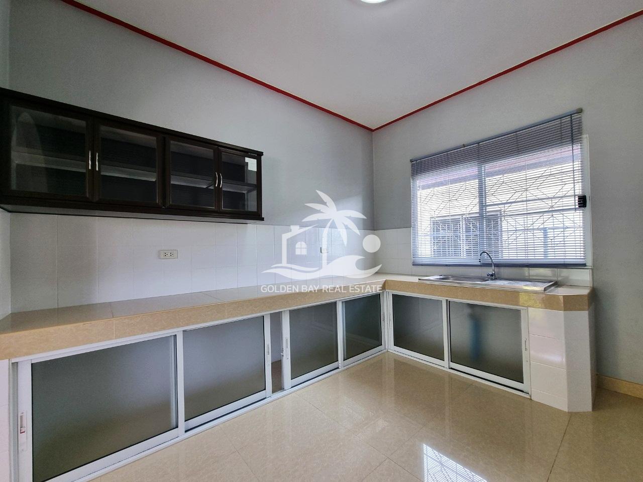 LINE_ALBUM_05092024_240905_11 Thepnimit House – East Pattaya