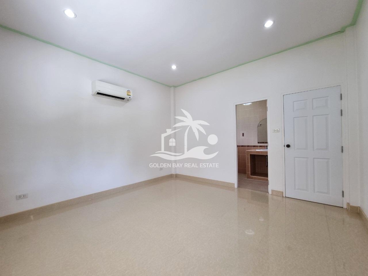 LINE_ALBUM_05092024_240905_9 Thepnimit House – East Pattaya