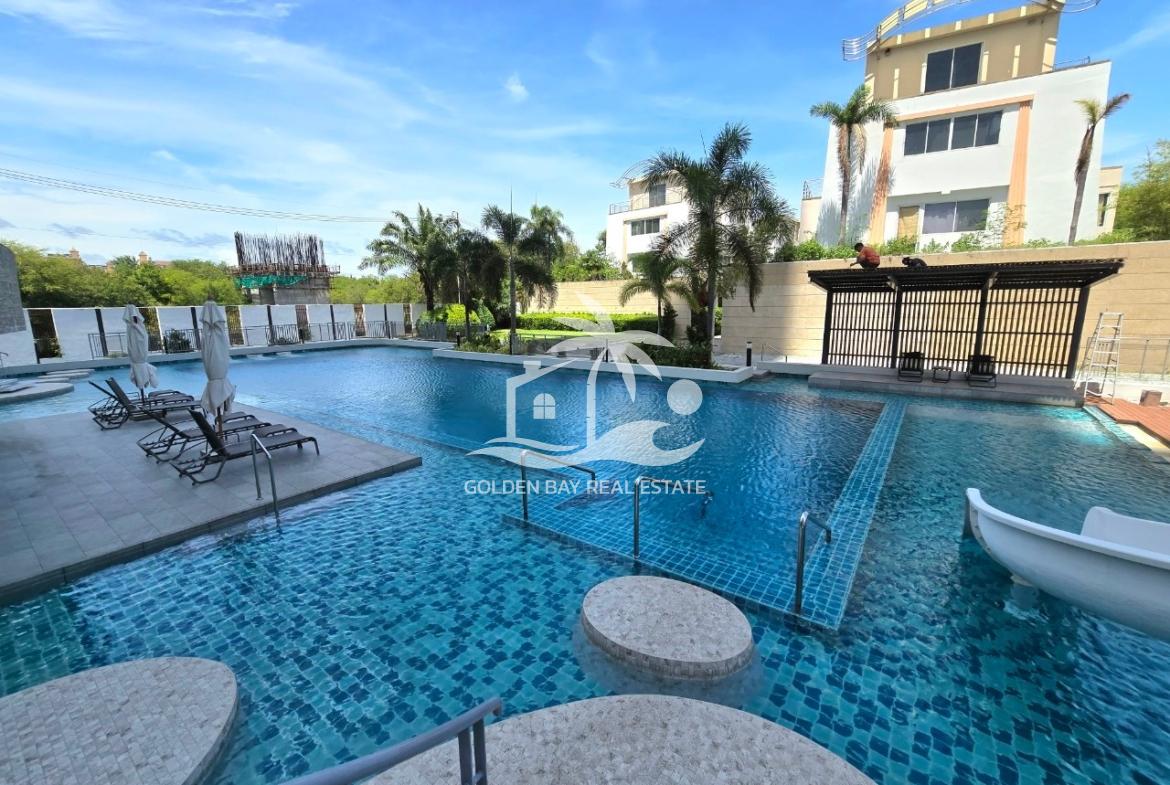 La Royale Beach – Na Jomtien