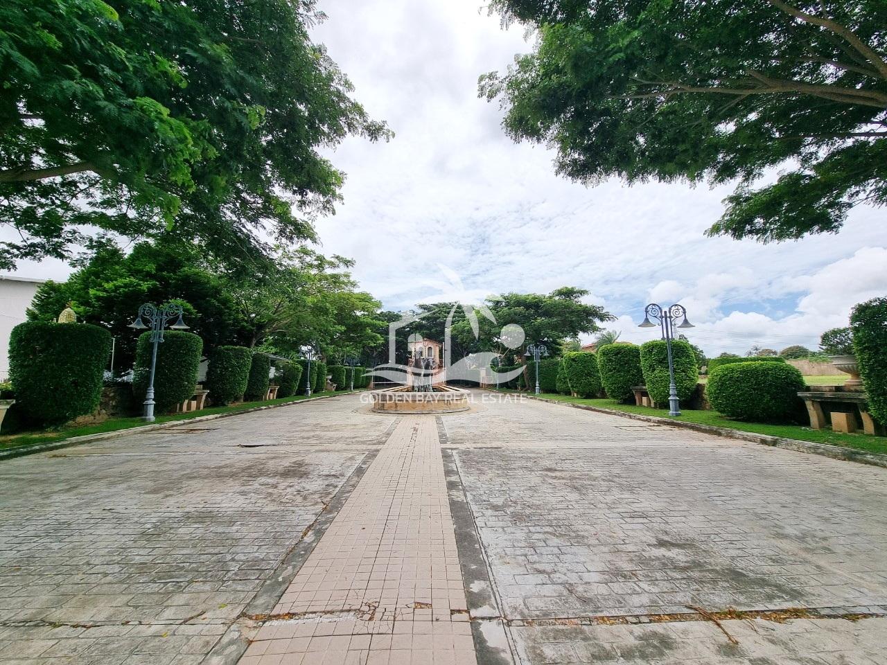 1 (2) Nusa Chivani – Bang Saray
