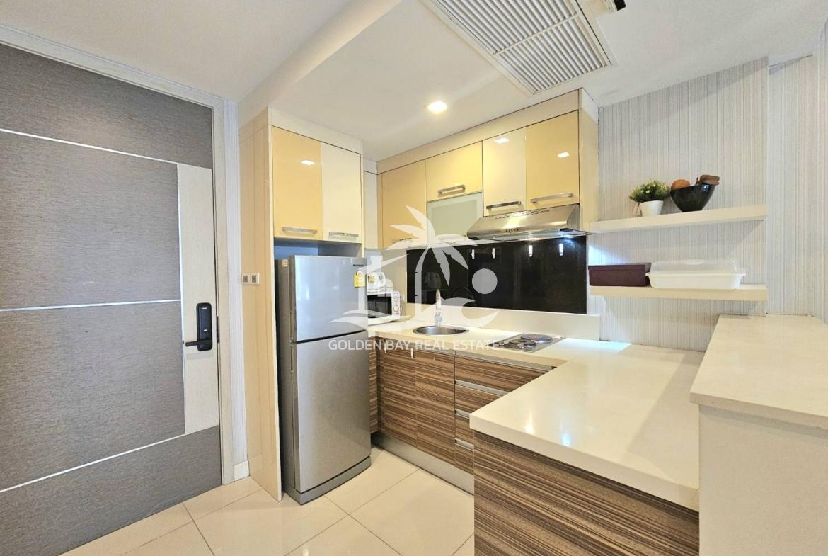 Apus – Pattaya City