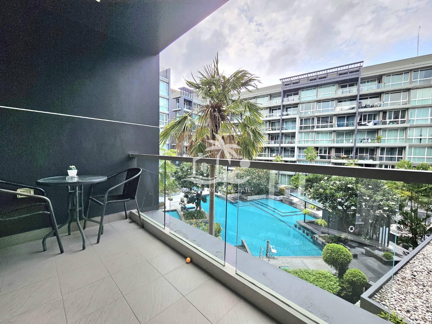 1570561_0 Apus – Pattaya City