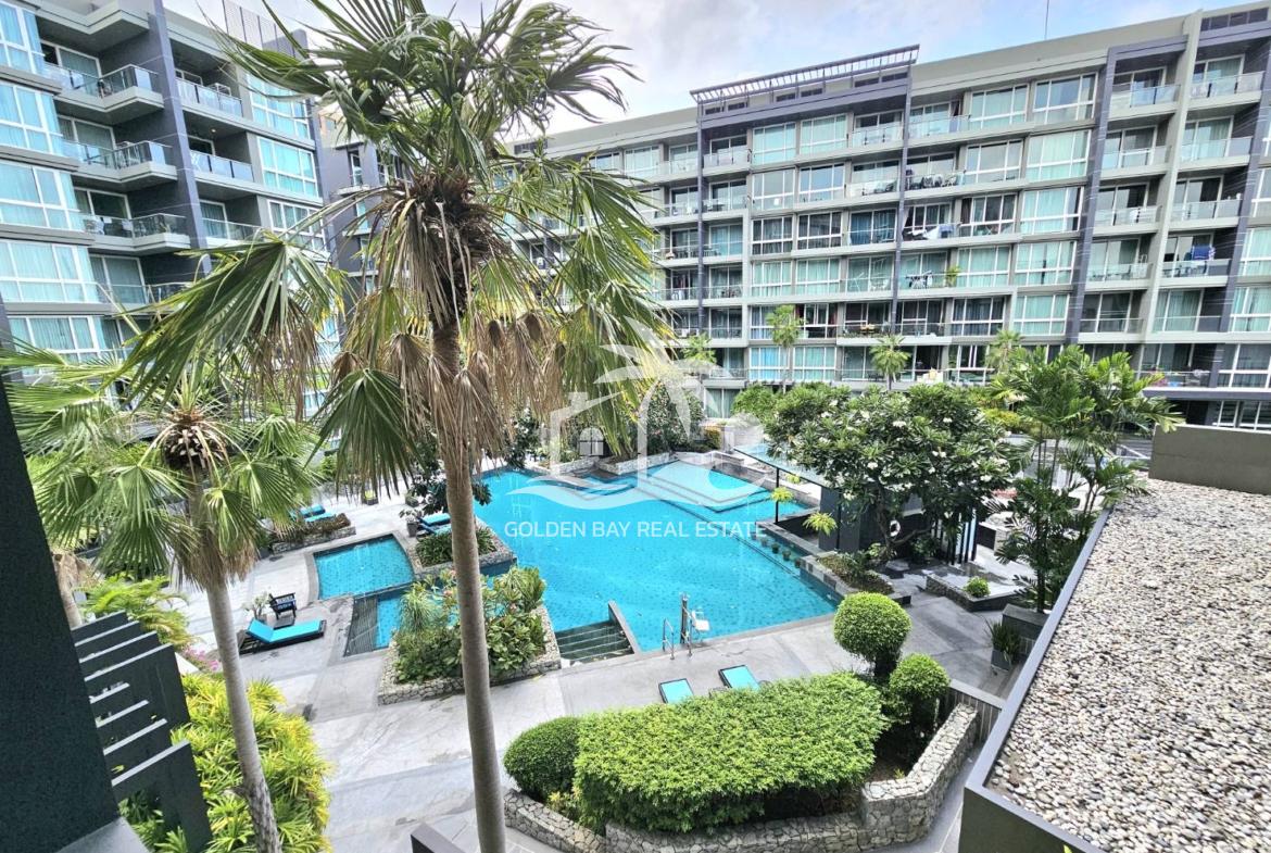 Apus – Pattaya City
