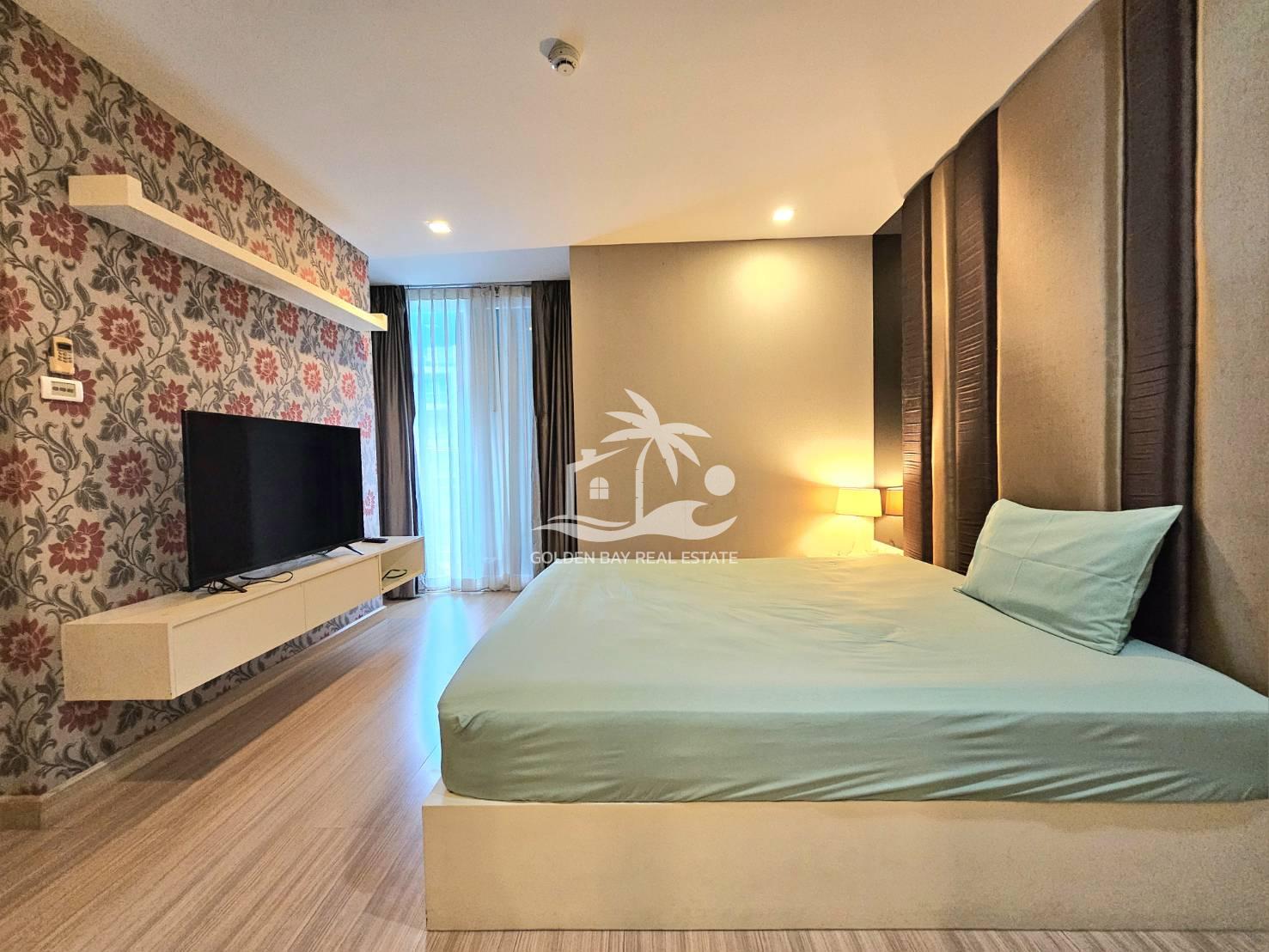 1570563_0 Apus – Pattaya City
