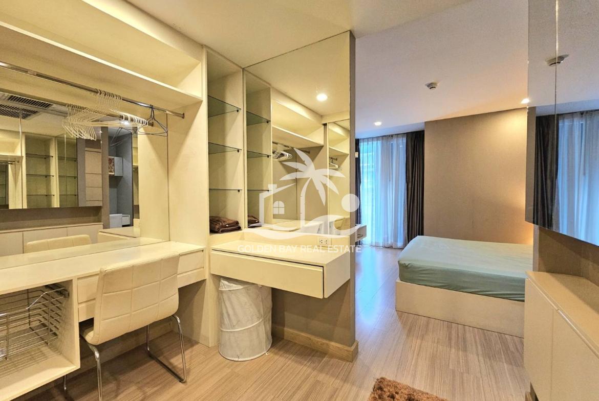 Apus – Pattaya City