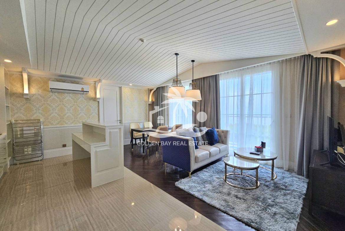 Grand Florida Beachfront – Na Jomtien
