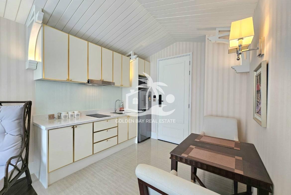 Grand Florida Beachfront – Na Jomtien