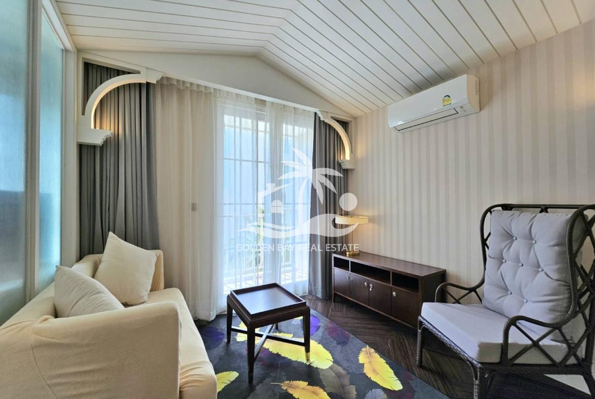 Grand Florida Beachfront – Na Jomtien